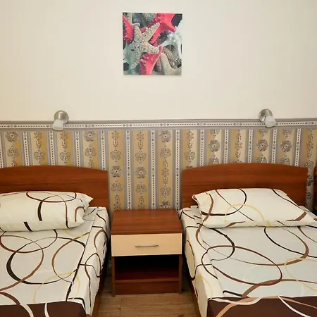 Hotel Хотел Радина